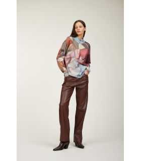 Jacket with Vetrate print