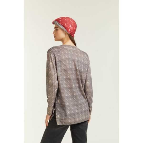 Maglia Oversize con Scollo V e stampa Matelassè