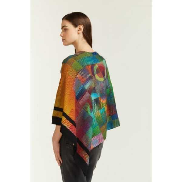 Poncho with double use Optical print