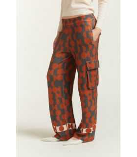 Cargo pants with Pop print