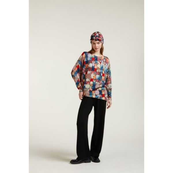 Asymmetric sweater with Mosaic print