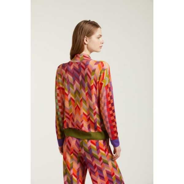 Zip up jacket with Chevron print