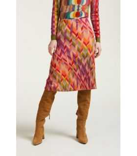 Pleated skirt with Chevron print
