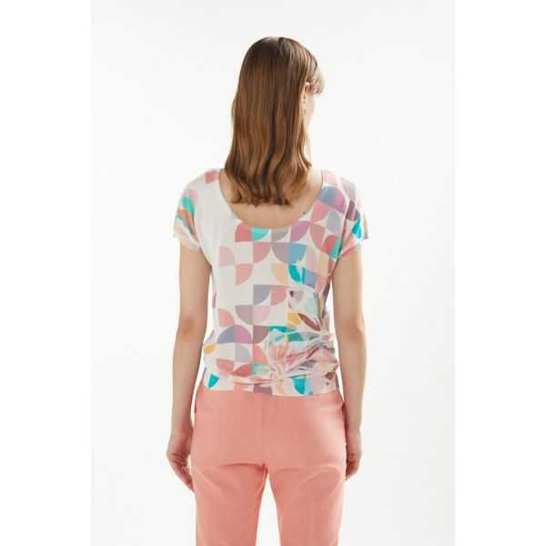 V neck sweater with short sleeves and Art print