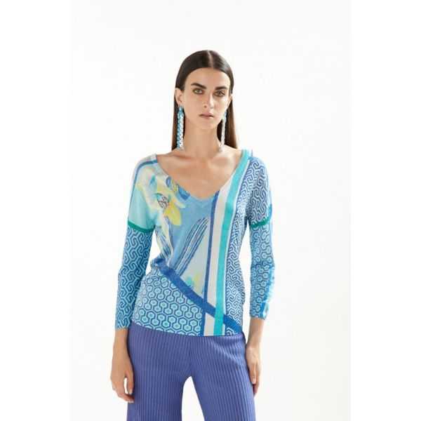 V neck sweater with 3/4 sleeves and Iris print double use