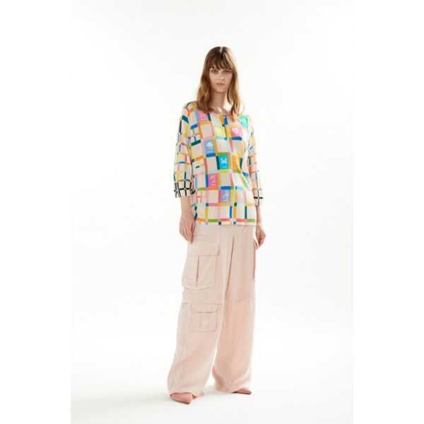 Oversize round neck sweater with buttoning, 3/4 sleeves and Zodiaco print double use