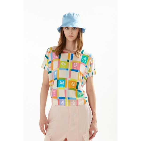 Kimono with short sleeves and Zodiaco print double use