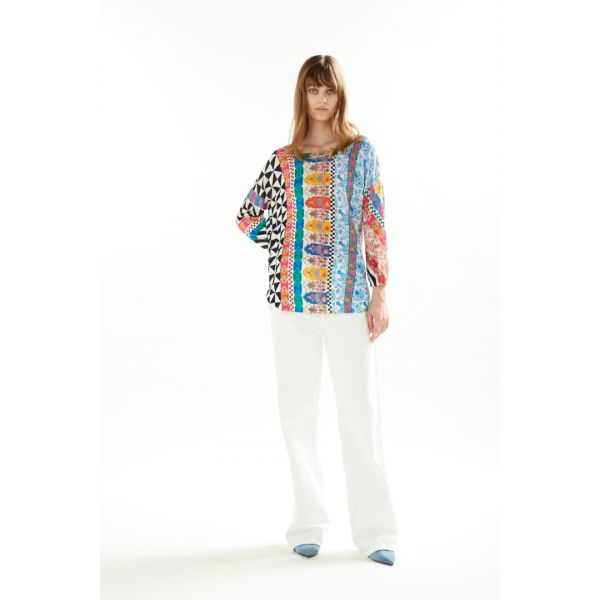Oversize round neck sweater with buttoning, 3/4 sleeves and Patchwork print double use