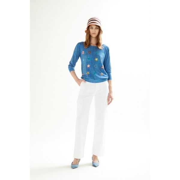 Boat neck sweater with 3/4 sleeves Jeans print and applications