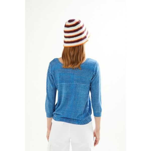 Boat neck sweater with 3/4 sleeves Jeans print and applications