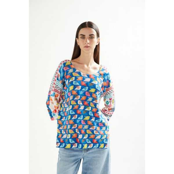 Oversize V neck sweater with 3/4 sleeves Fun print double use