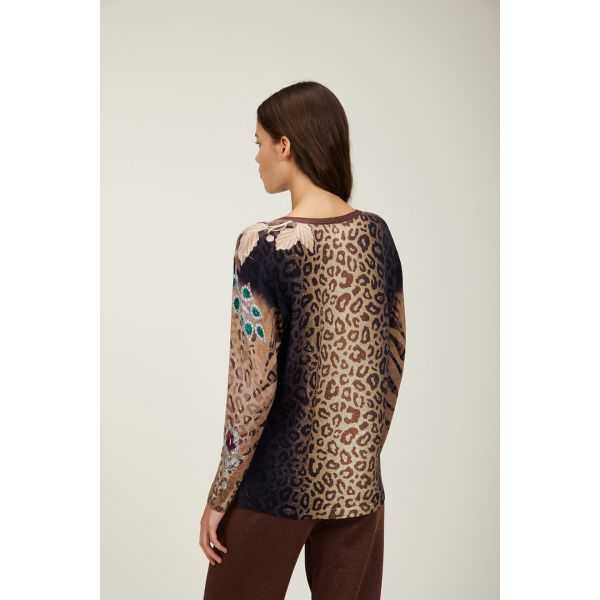 Oversize v neck sweater with Animalier print