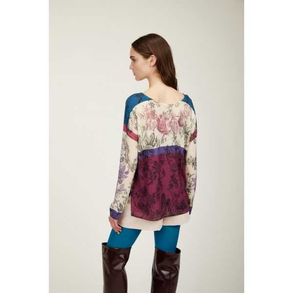 Boatneck sweater with Decoupage print double use