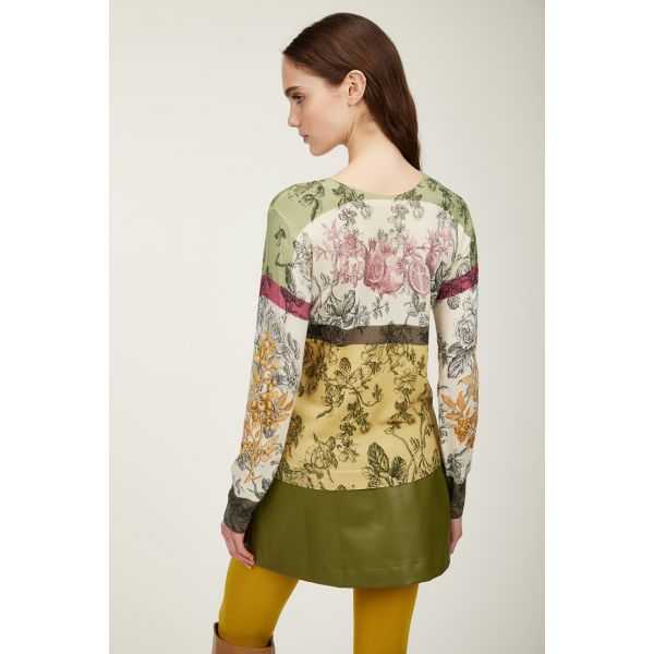 Crewneck sweater with Decoupage print double use