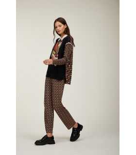 Polo sweater with Pop print