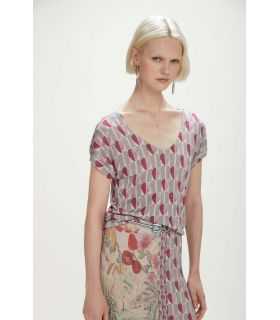 V neck top with Hearts print double use