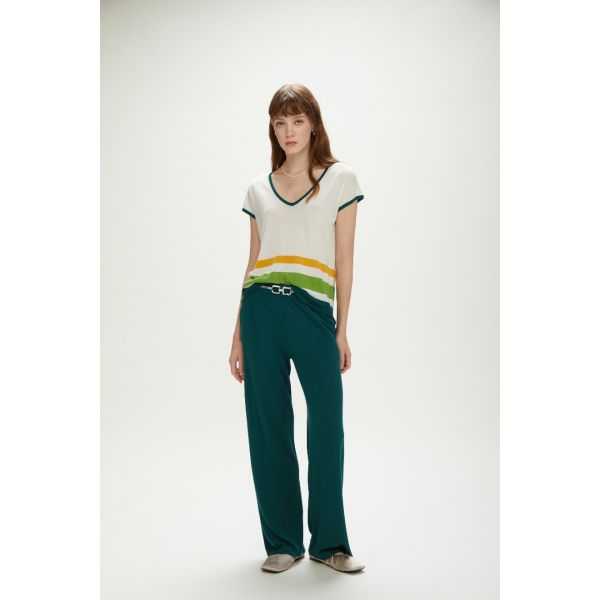 Short sleeve sweater with colorful stripes