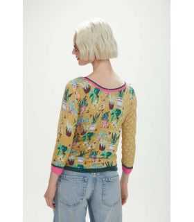 Light sweater with flowers print double use