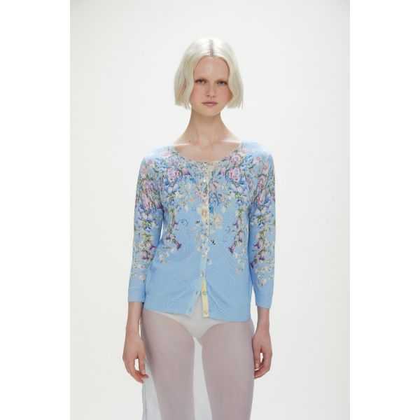 Light cardigan with floral pattern