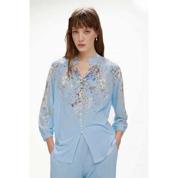 Blouse with floral print