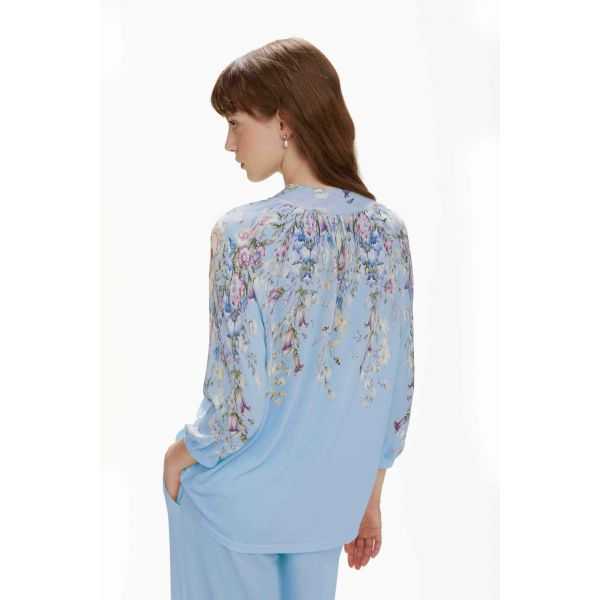 Blouse with floral print
