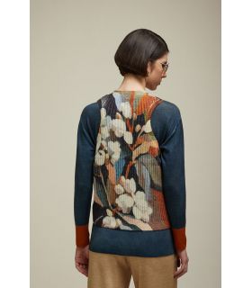 V neck vest with Camouflage pattern