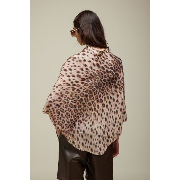 Poncho with Animalier print Double use