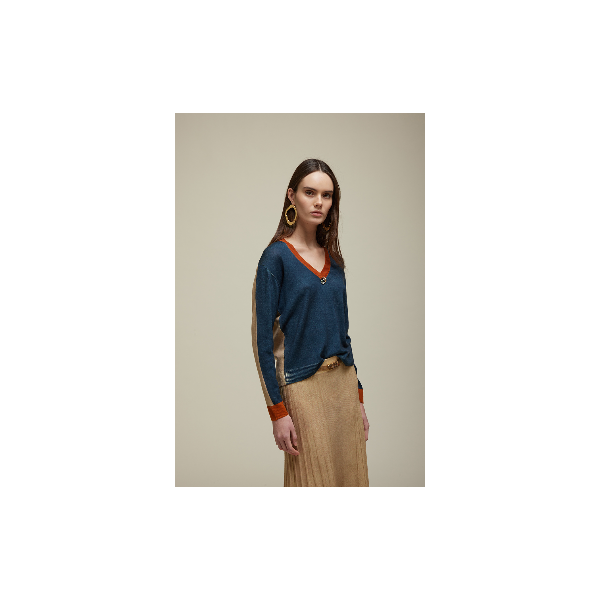 Oversized short Pull with Bicolor fake solid pattern