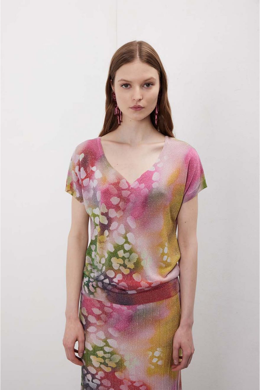 Maglia scollo cuore manica corta con stampa Shaded