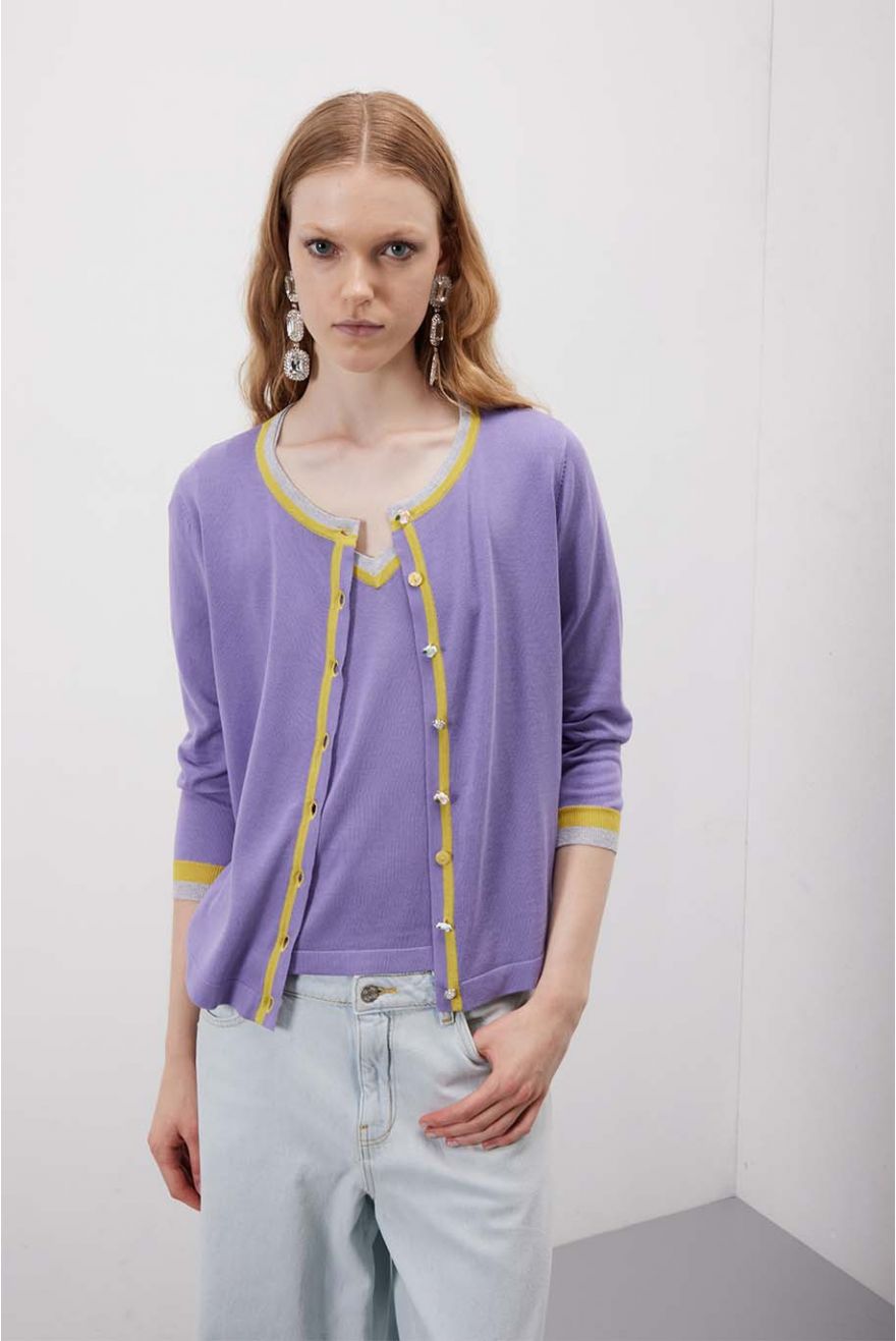 Twin set con bordi a contrasto