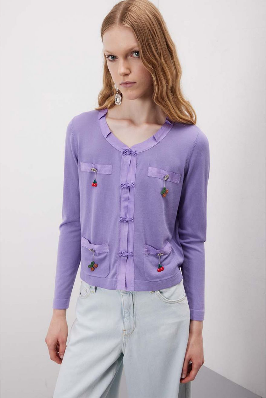 Giacca stile Chanel tinta unita con rifiniture in gros grain