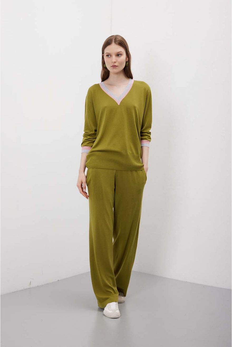 Pantaloni tinta unita in filato pregiato