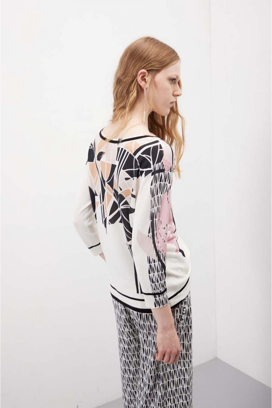 Maglia scollo a barca over con stampa Liberty