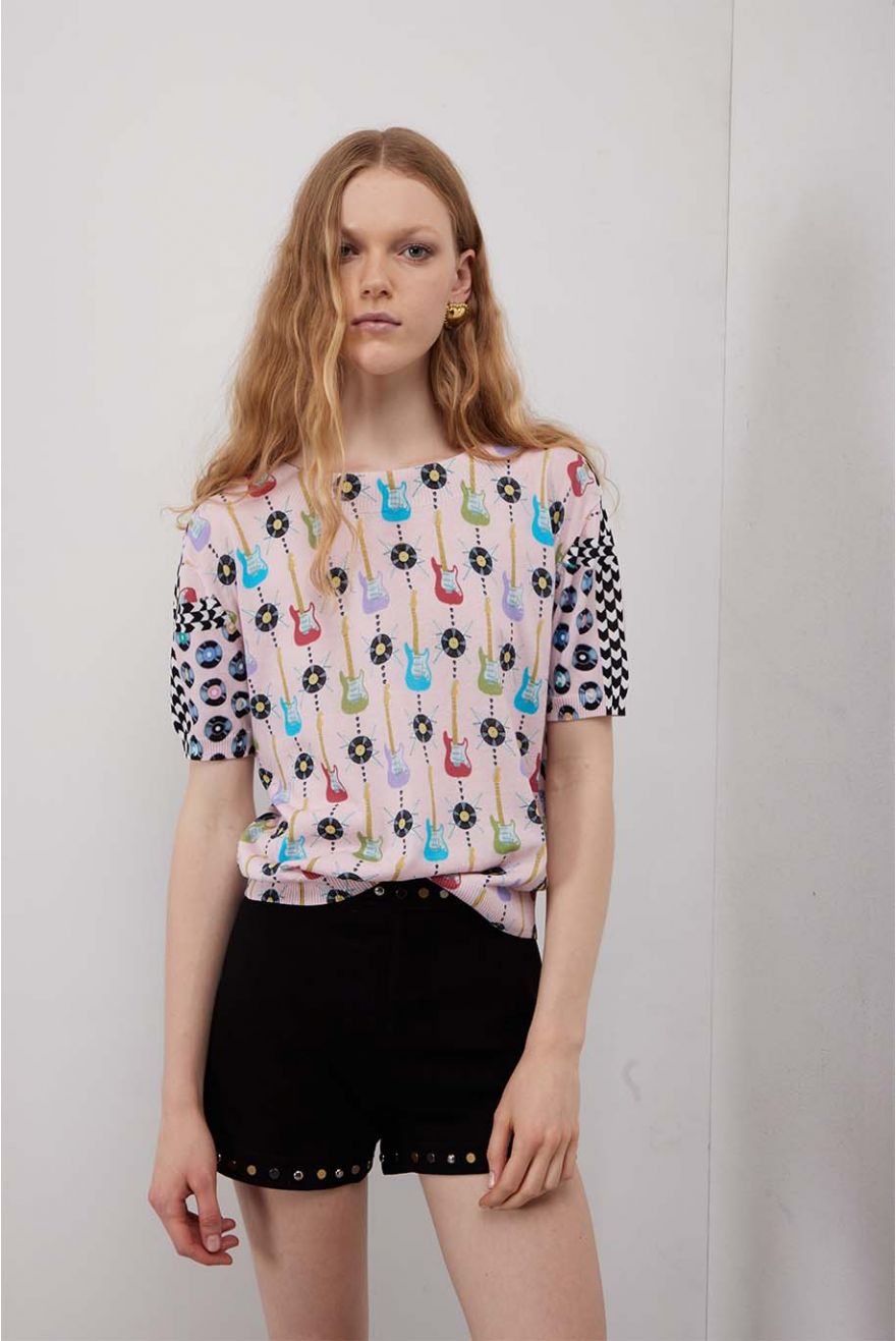 Maglia girocollo over corta con stampa Rock