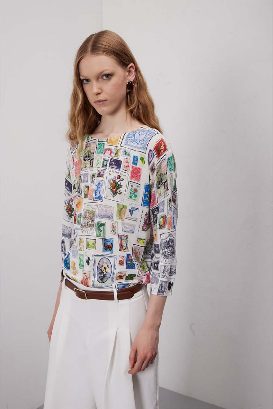 Maglia girocollo over con stampa Francobolli